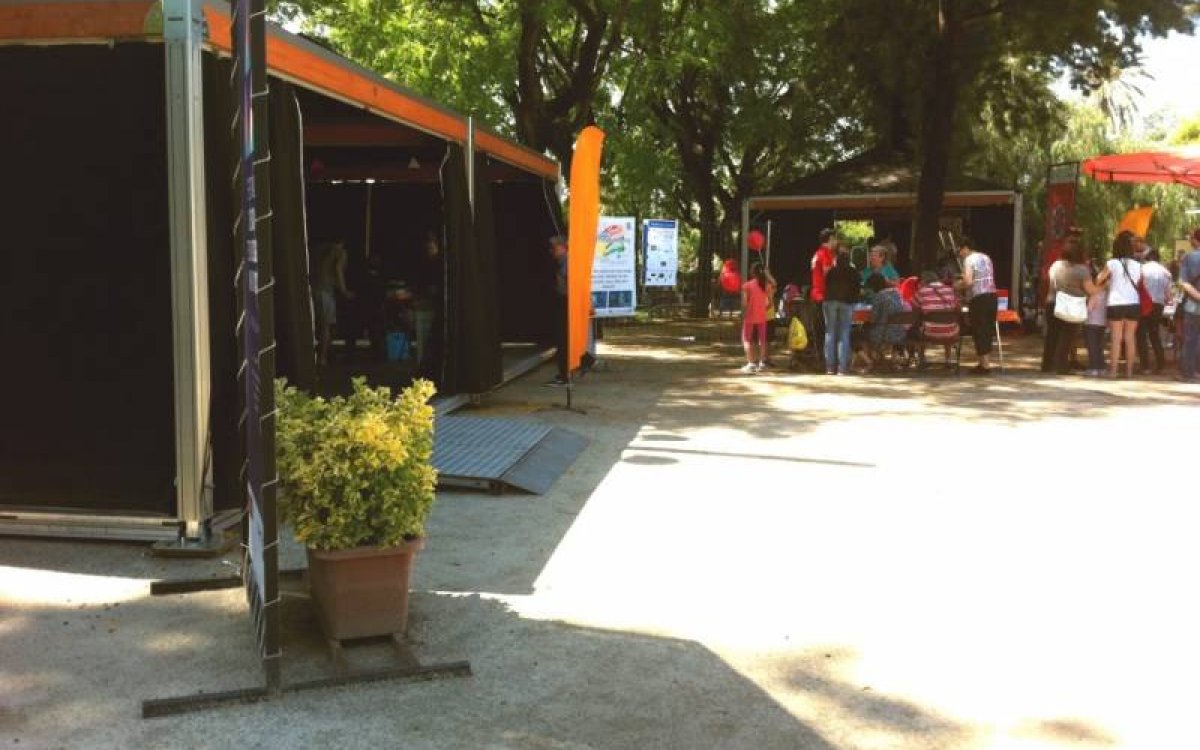 CD Carpas & Tarimas Installed VR tents for the Barcelona Science Festival Once Again
